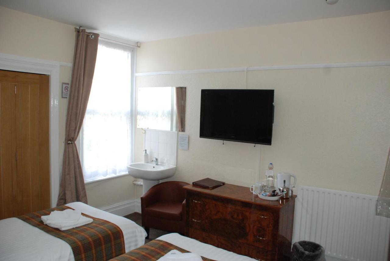 Trevali Guest House Bognor Regis Extérieur photo